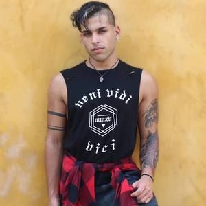 Meet your Posher, Chris